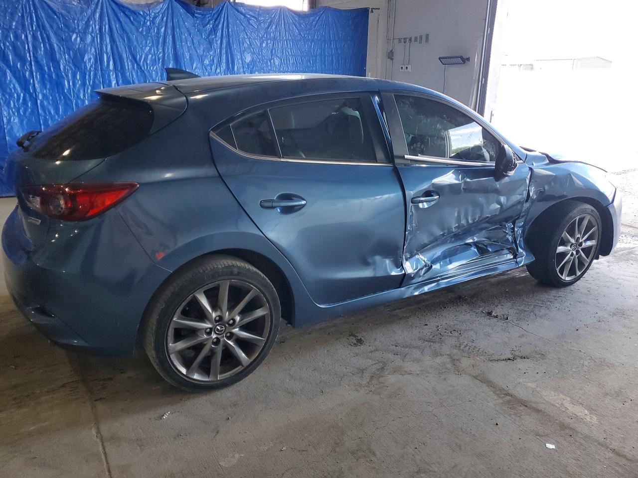 Mazda 3 Touring