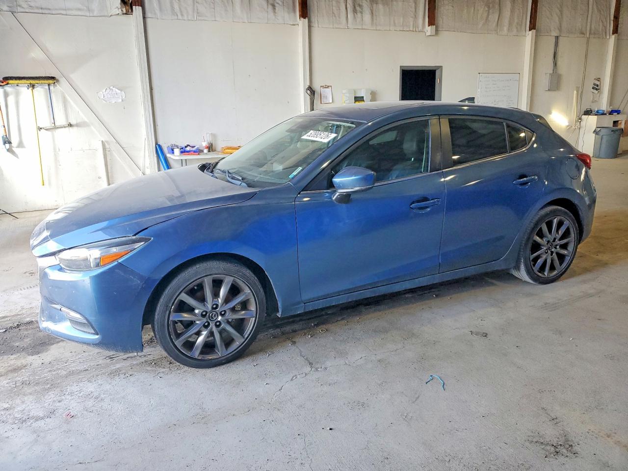 Salvage Mazda 3 Image