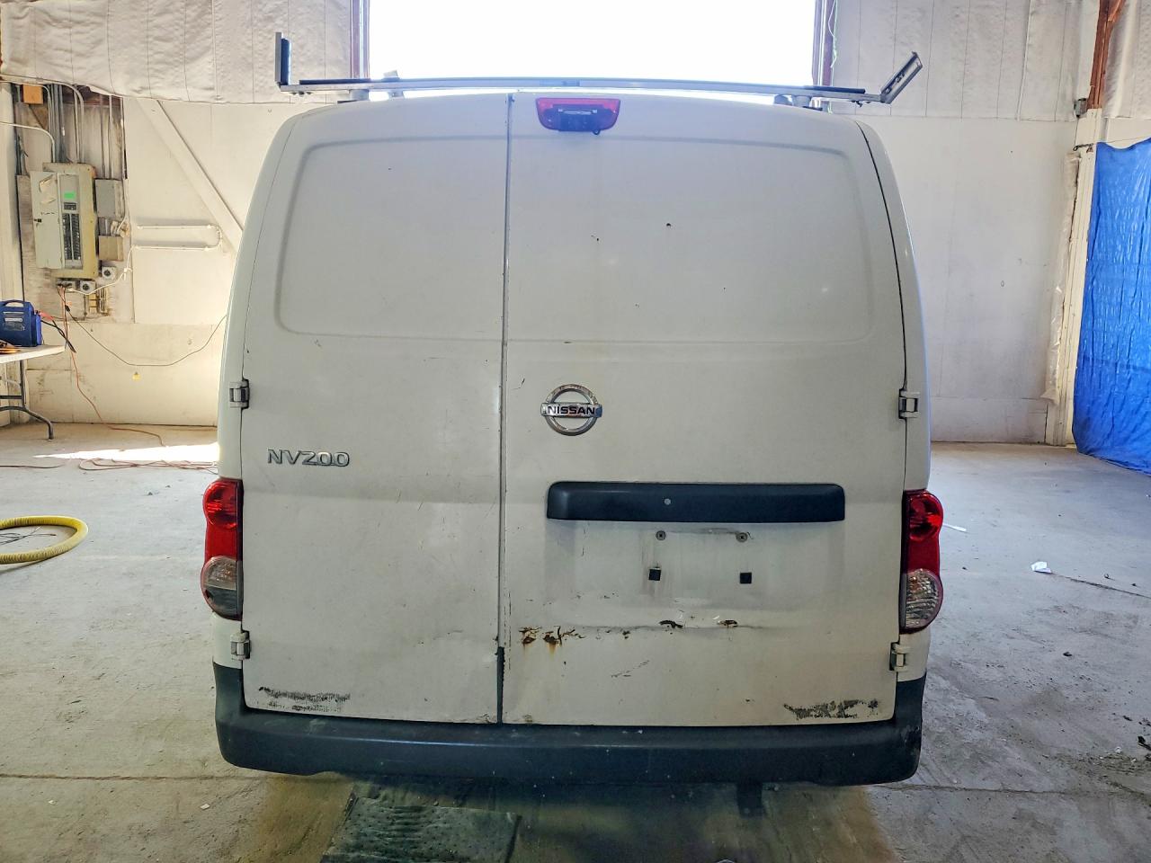 Nissan Nv