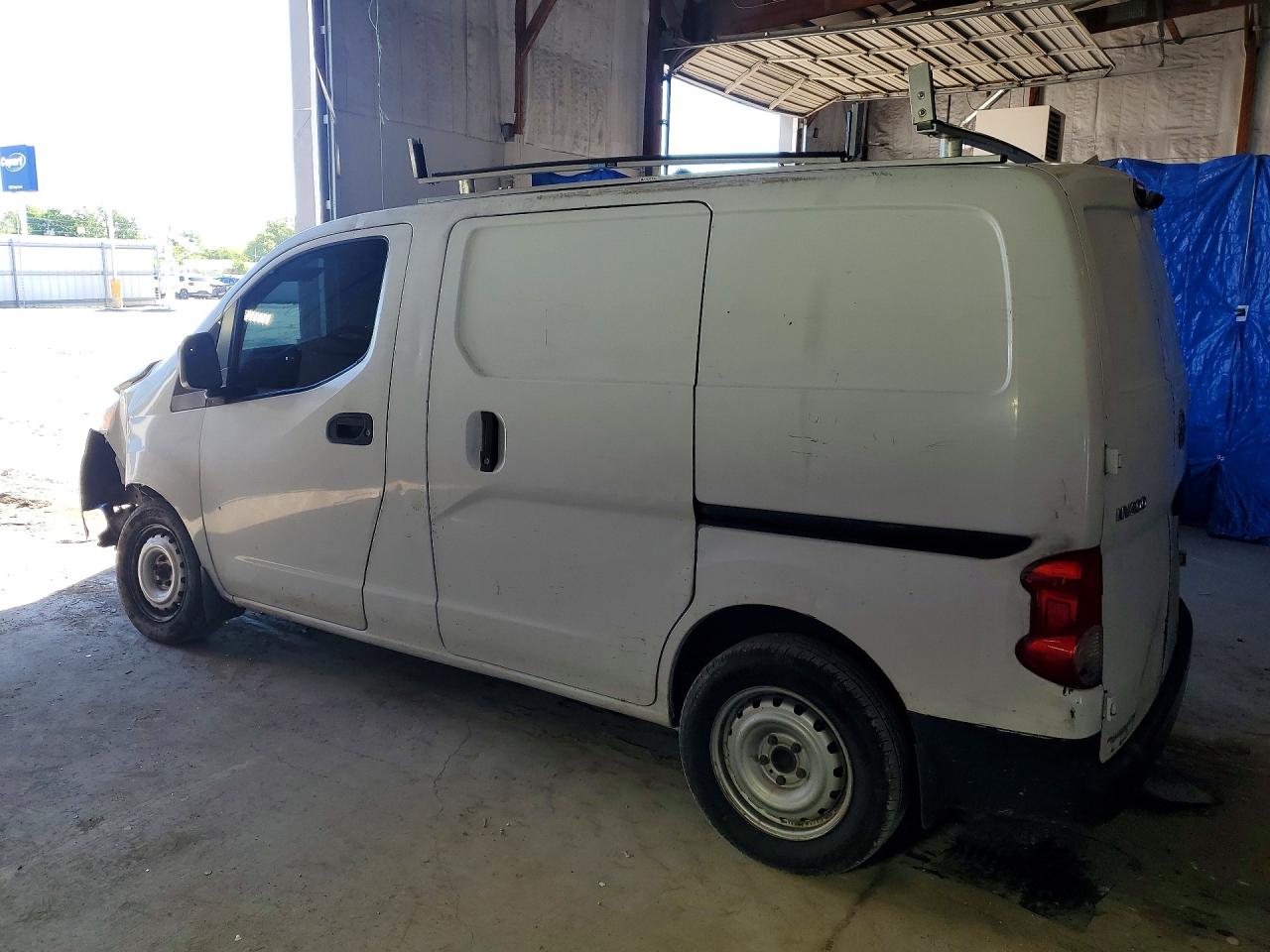 Nissan Nv
