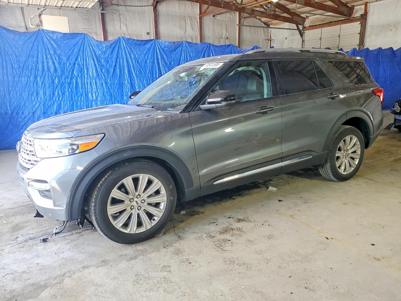 Salvage Ford Explorer Image