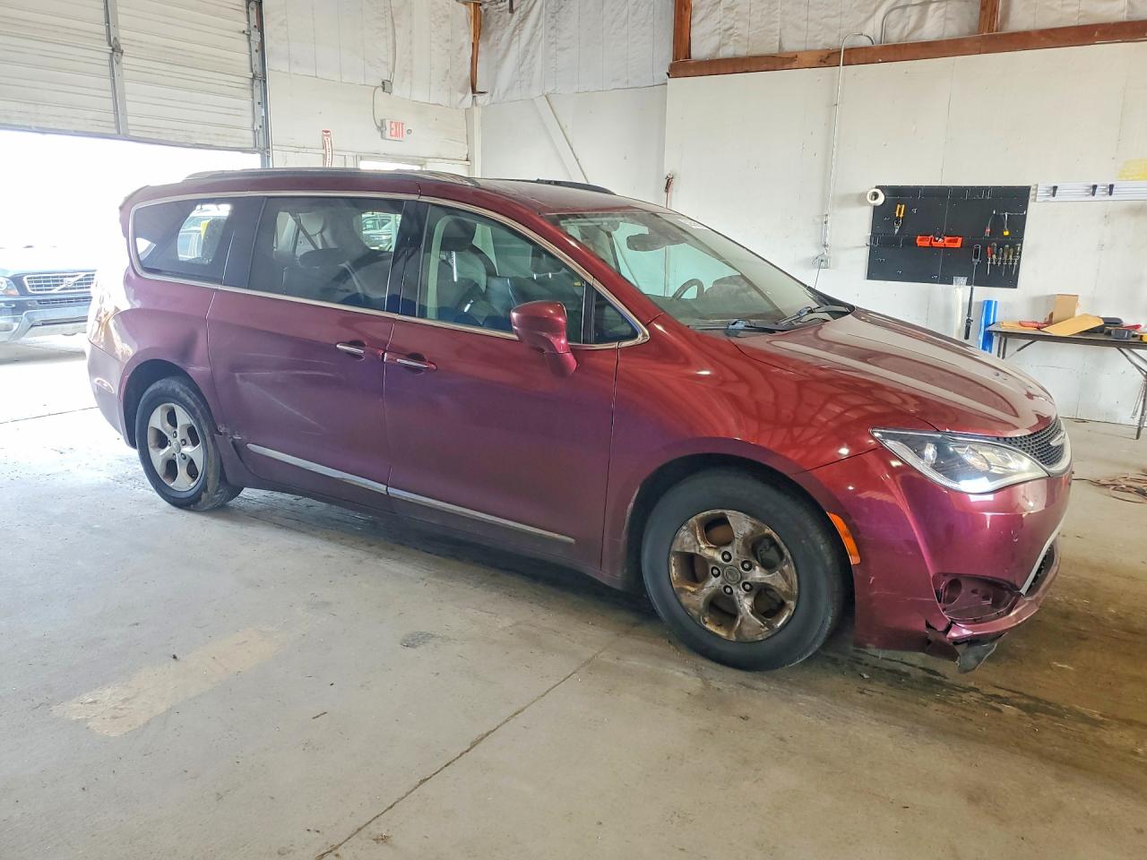 Chrysler Pacifica Touring L Plus