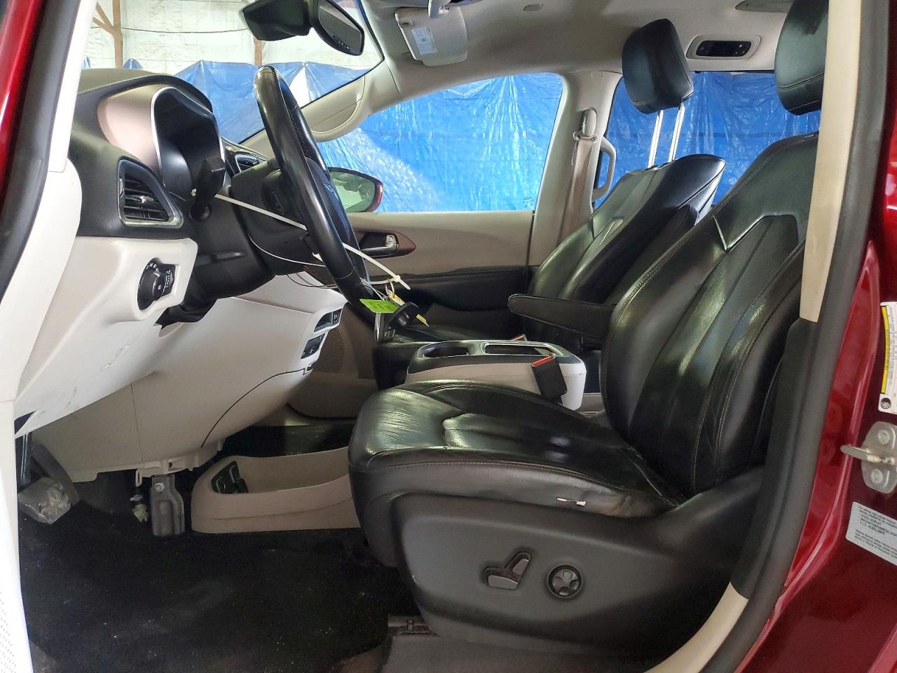 Chrysler Pacifica Touring L Plus