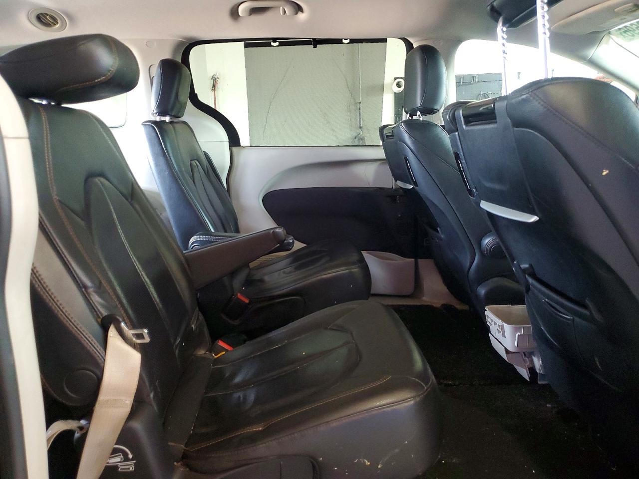 Chrysler Pacifica Touring L Plus