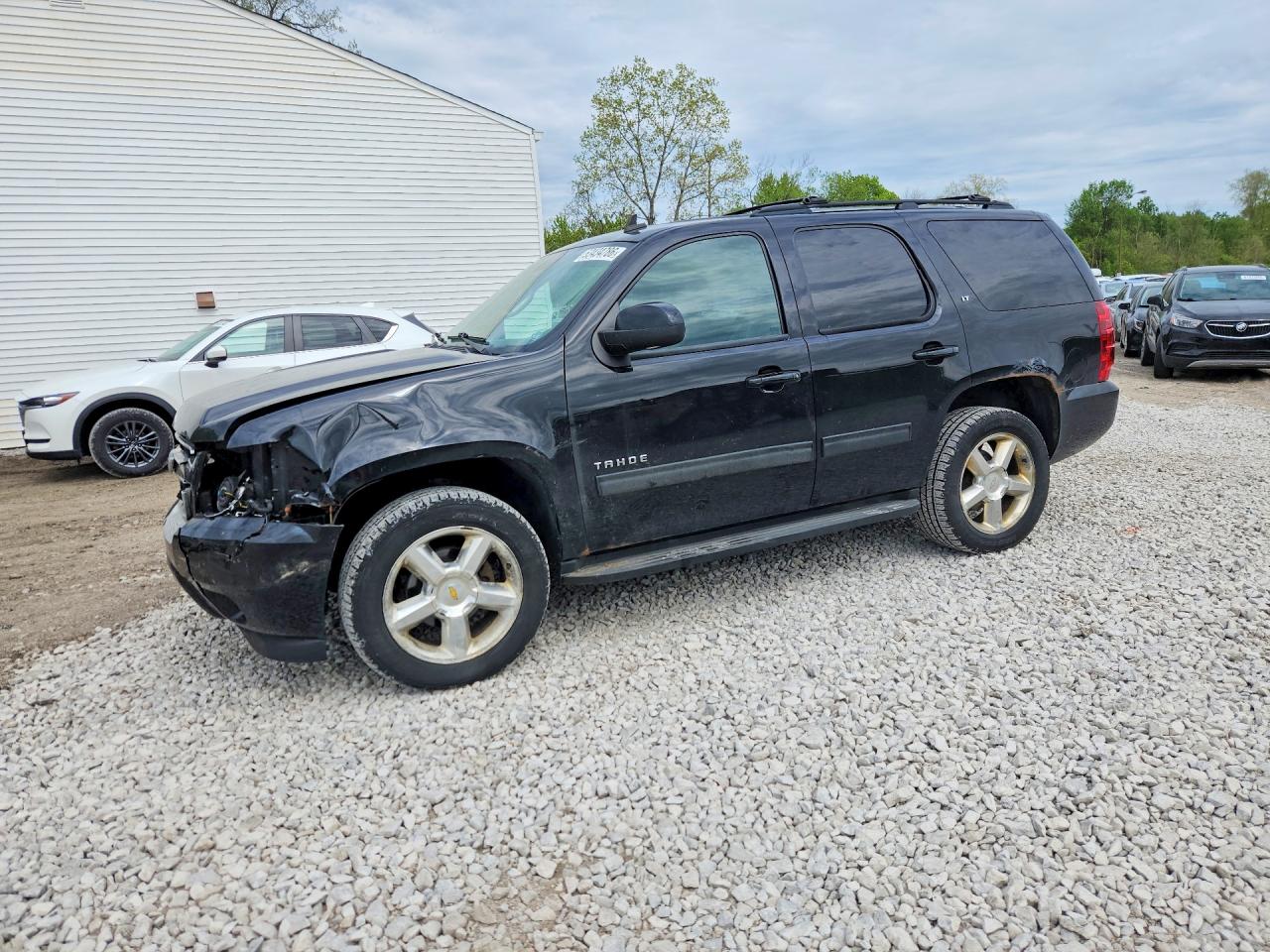 Salvage Chevrolet Tahoe Image