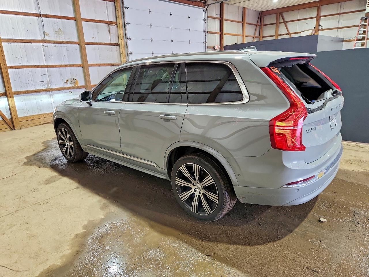 Volvo XC90 Plus