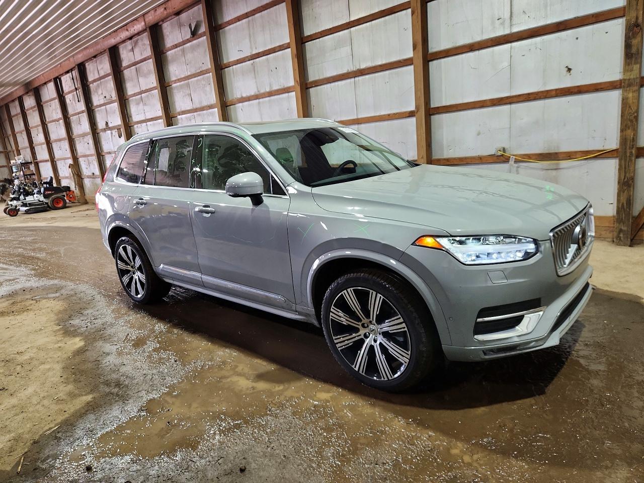 Volvo XC90 Plus