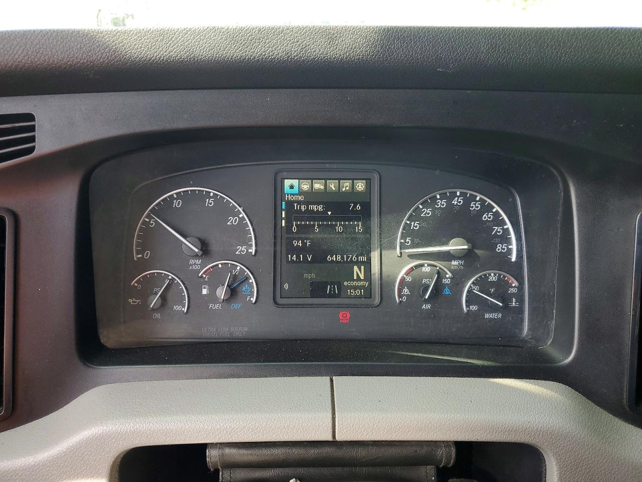 Freightliner Cascadia 126