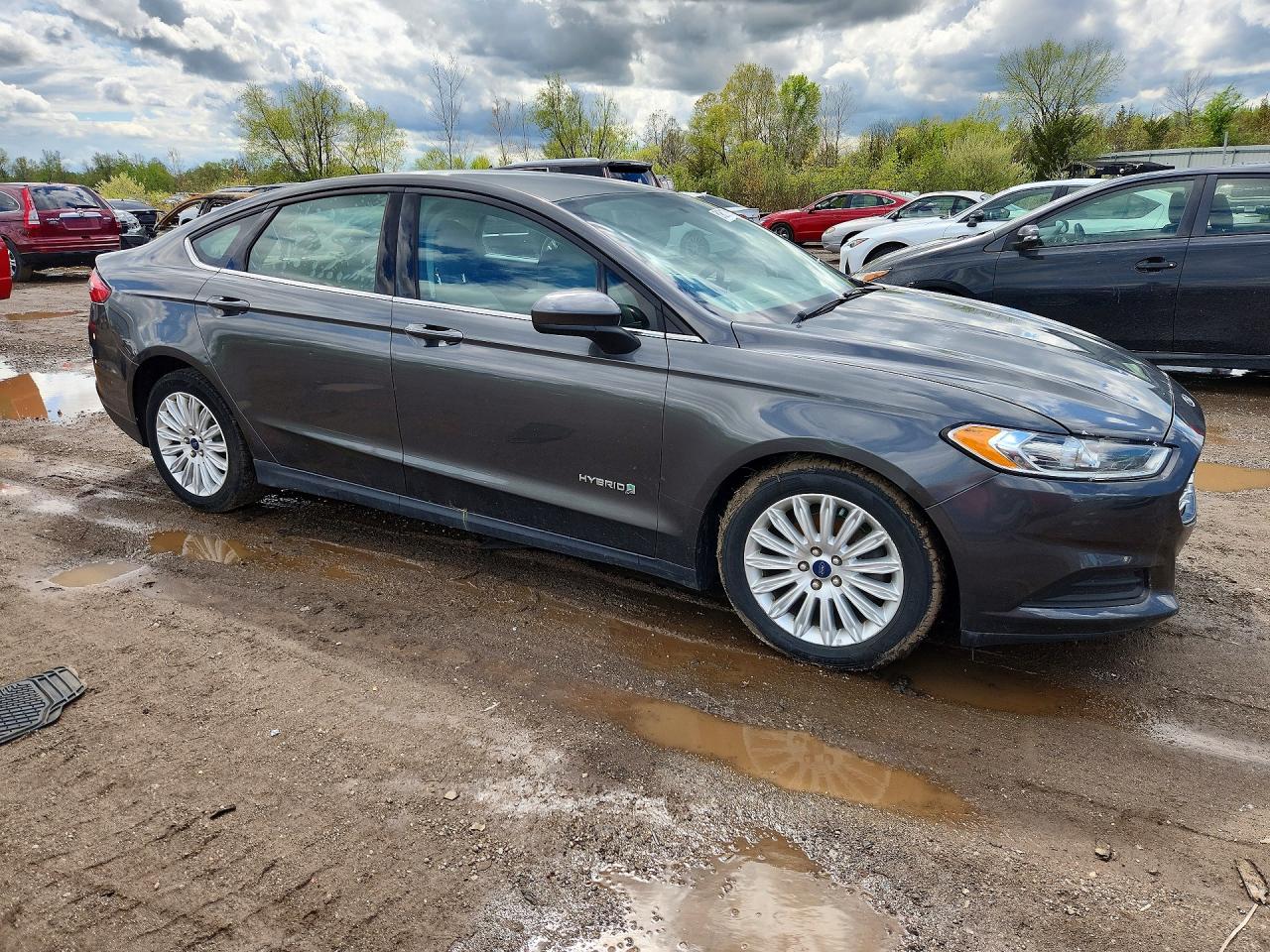 Ford Fusion S Hybrid