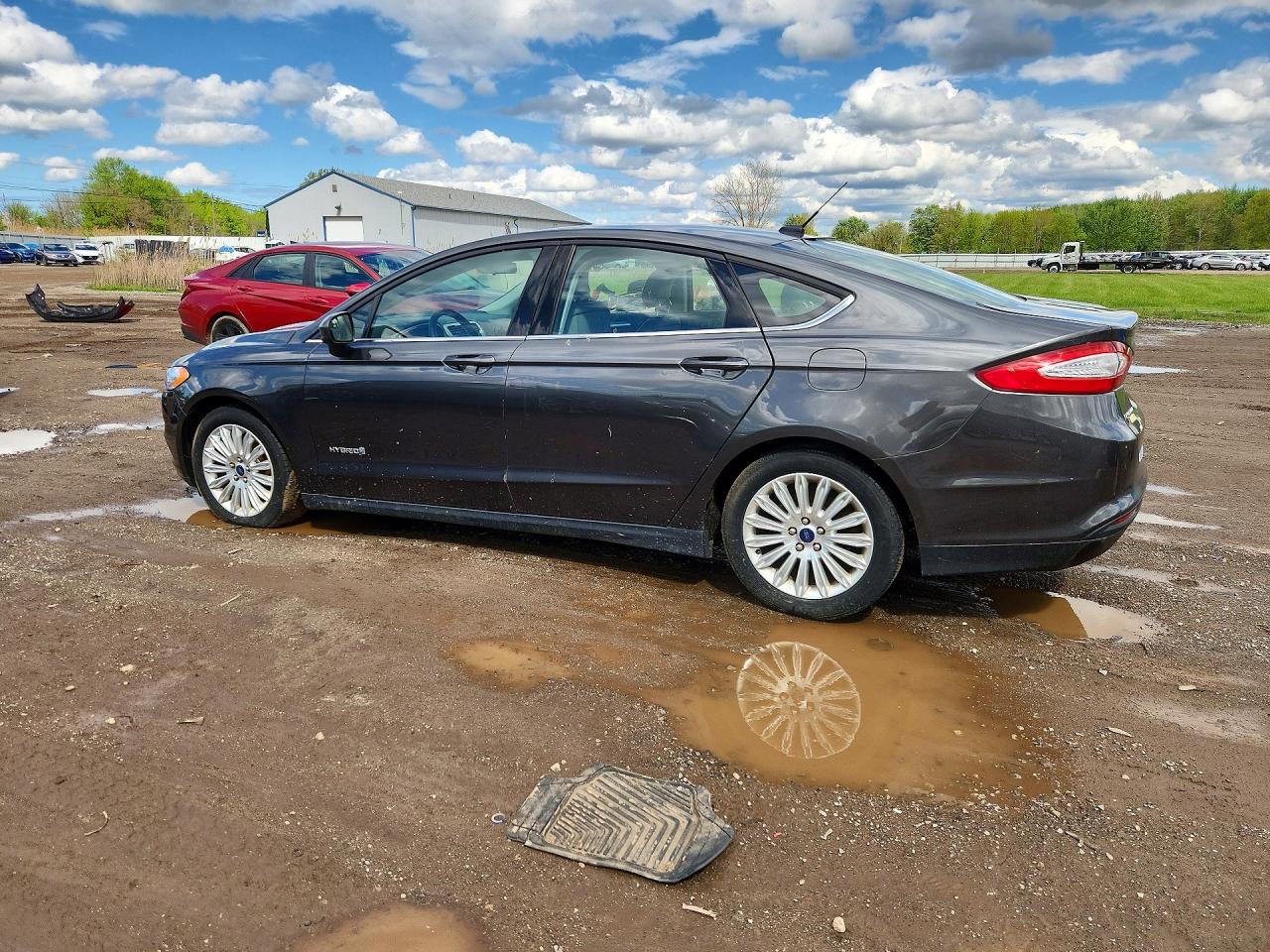 Ford Fusion S Hybrid