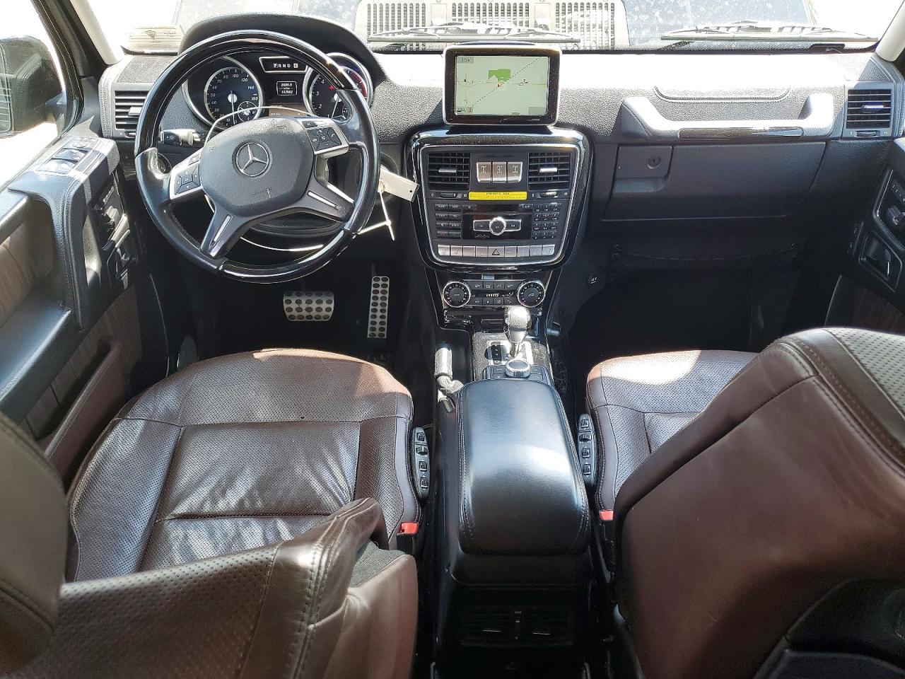 Mercedes-Benz G-Class 550