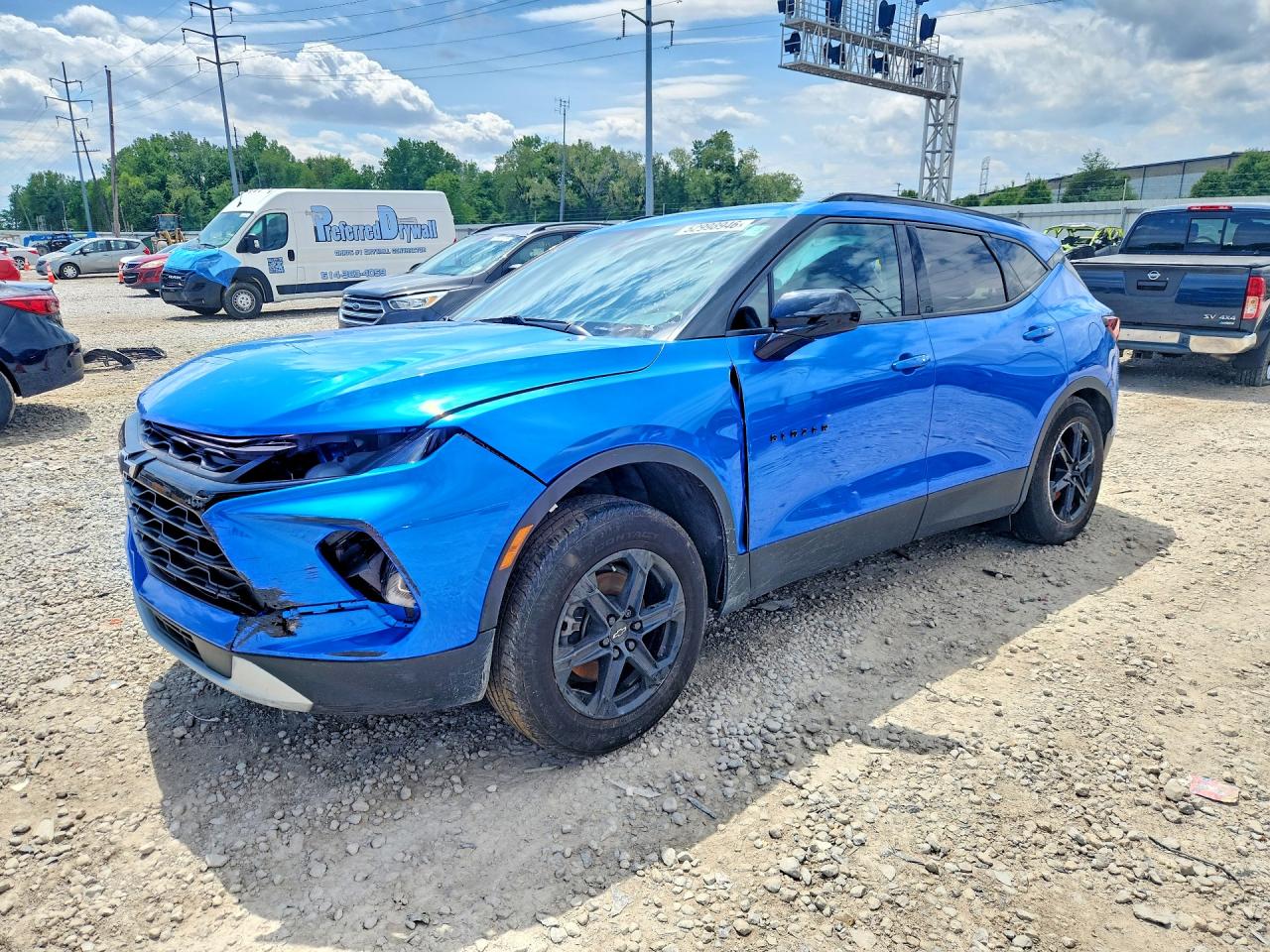 Salvage Chevrolet Blazer Image