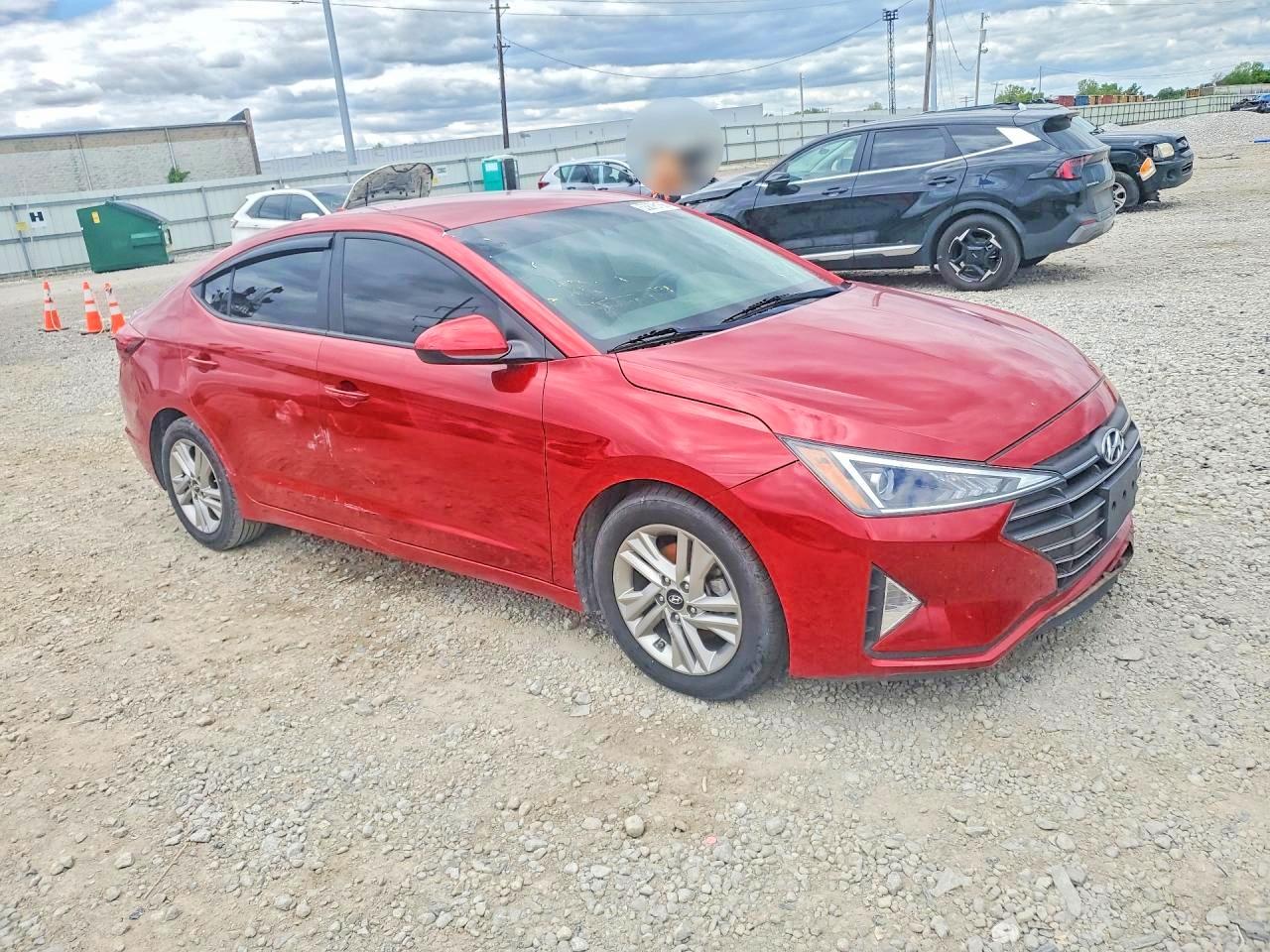 Hyundai ELANTRA Sel
