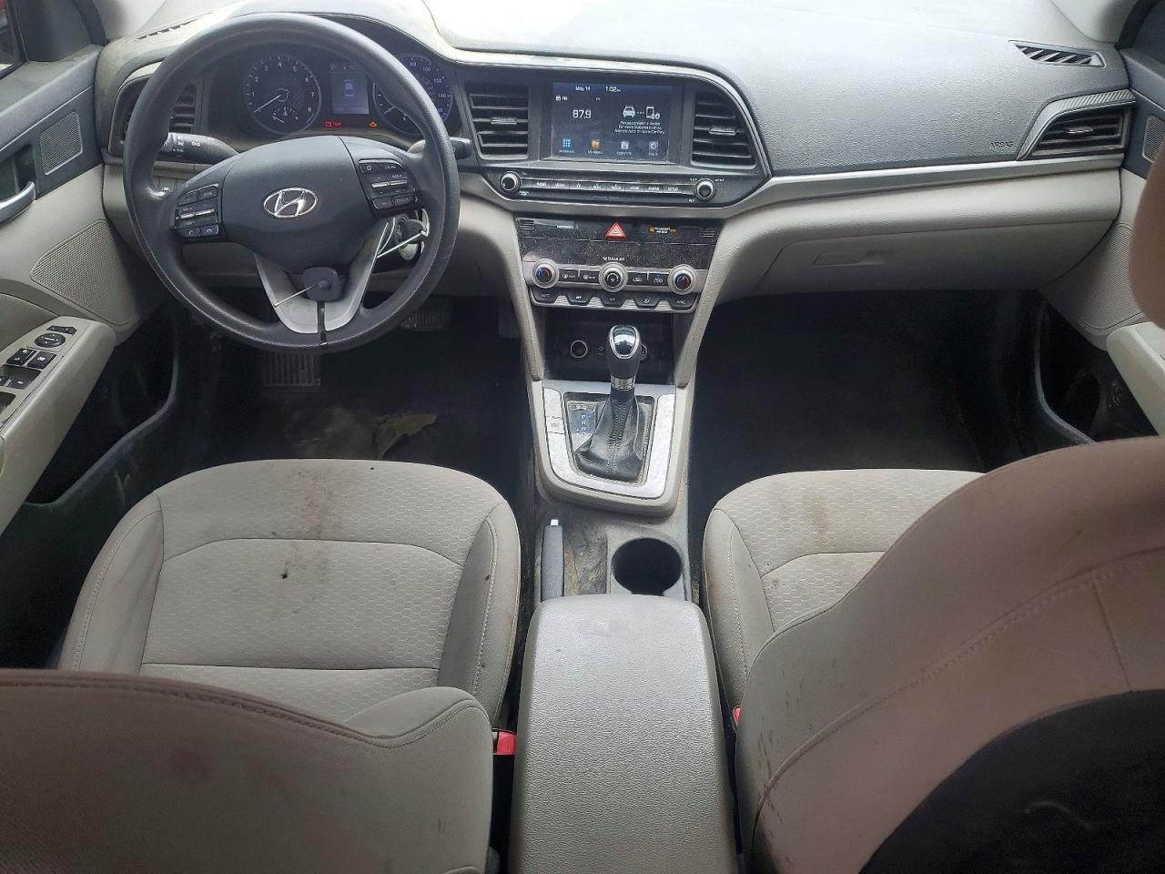 Hyundai ELANTRA Sel