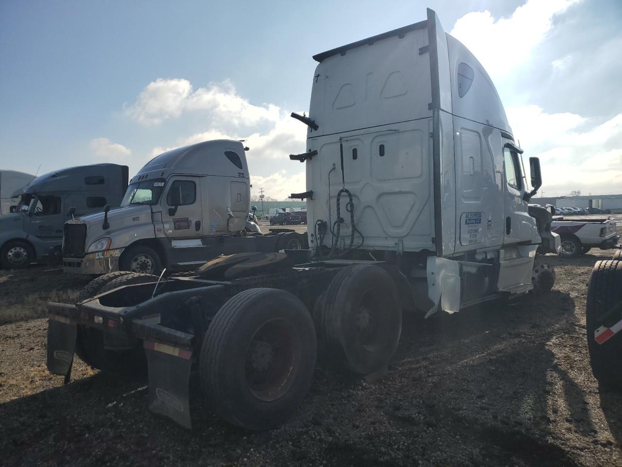 Freightliner Cascadia 126