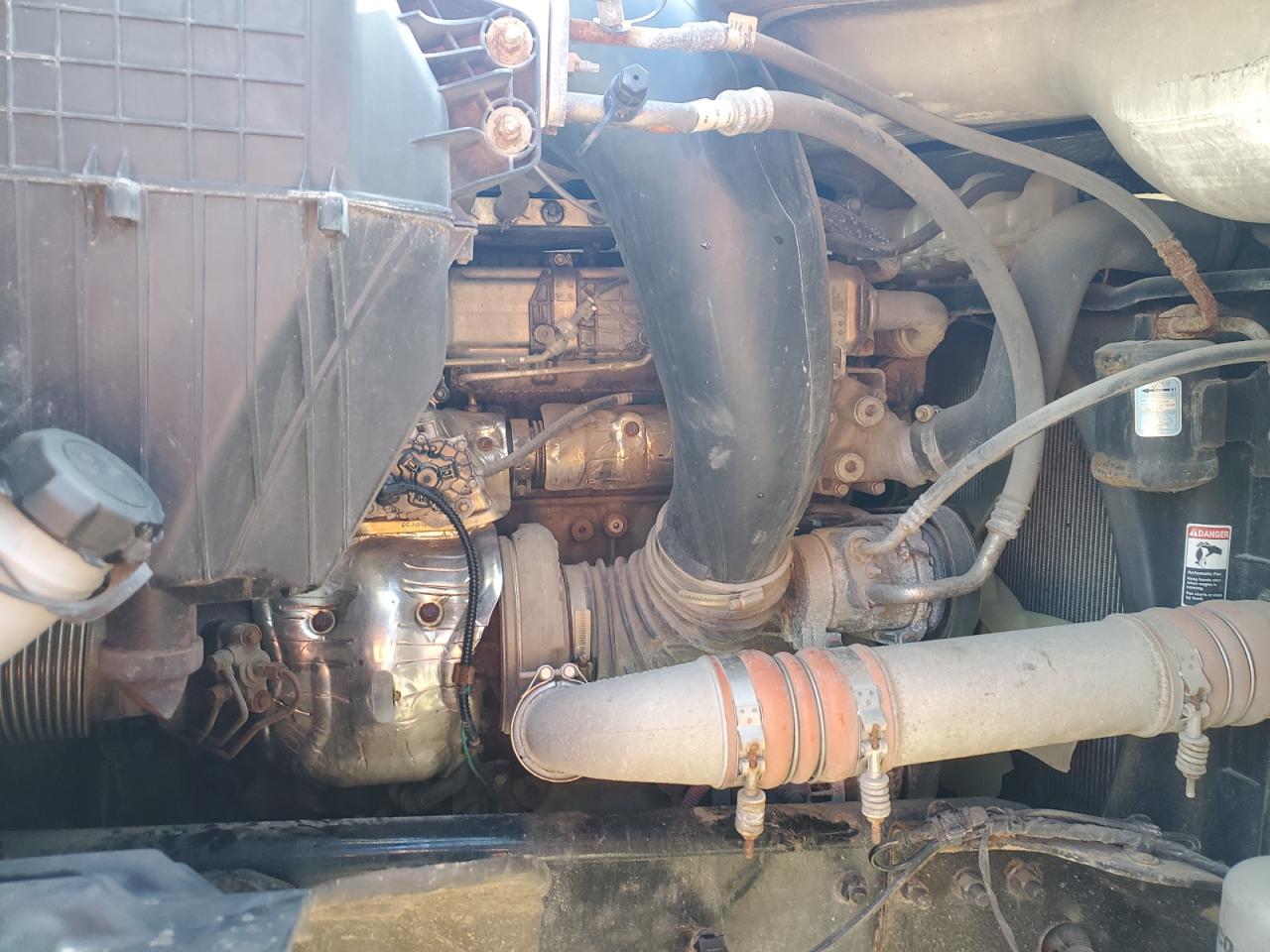 Freightliner Cascadia 126