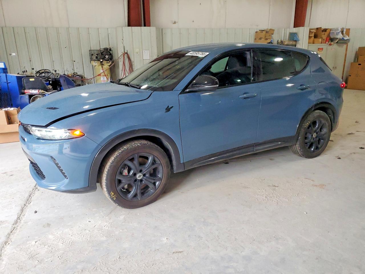 Salvage Dodge Hornet R Image
