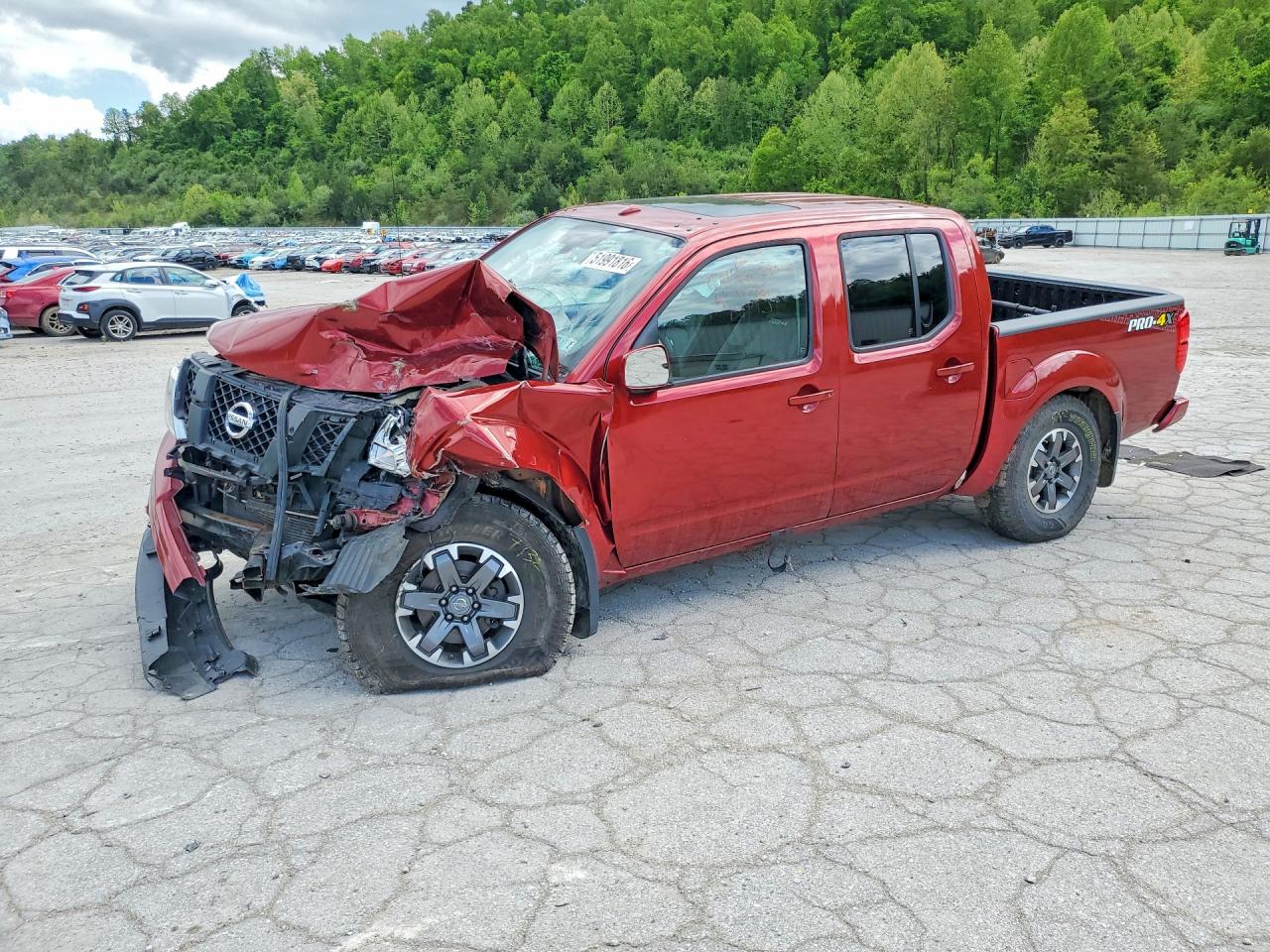 Salvage Nissan Frontier Image