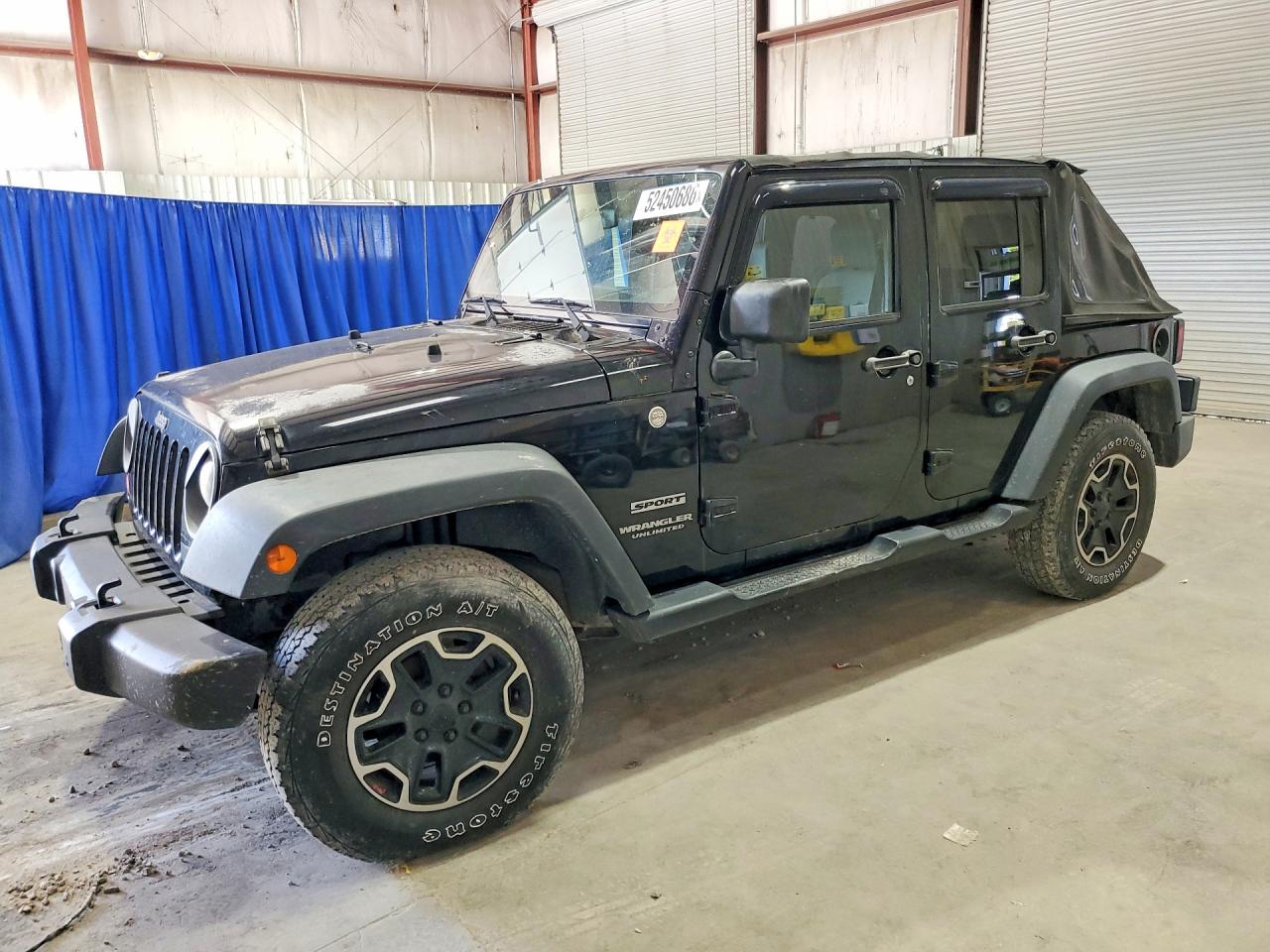 Salvage Jeep Wrangler Image