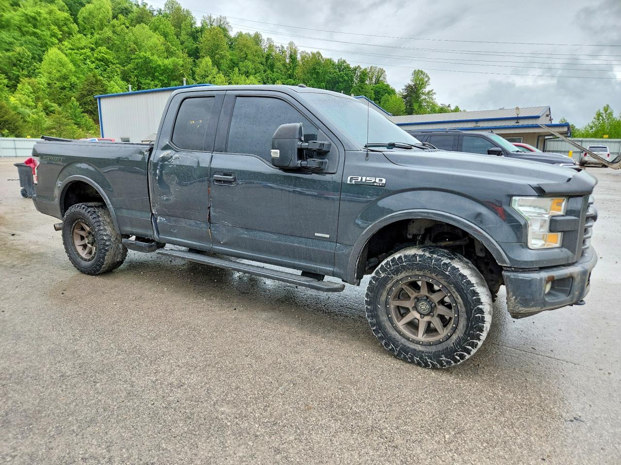 Ford F-150 Super Cab