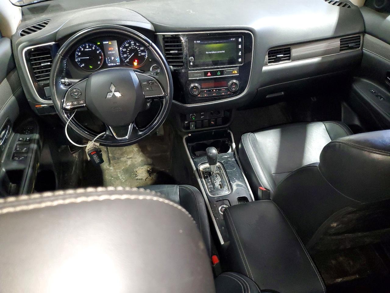 Mitsubishi Outlander Se