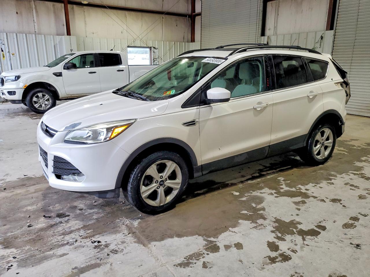 Salvage Ford Escape Image
