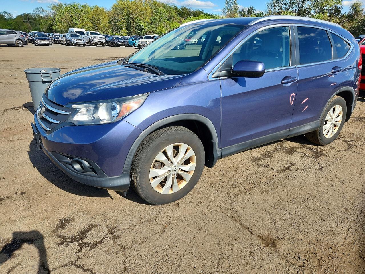 Salvage Honda Crv Image