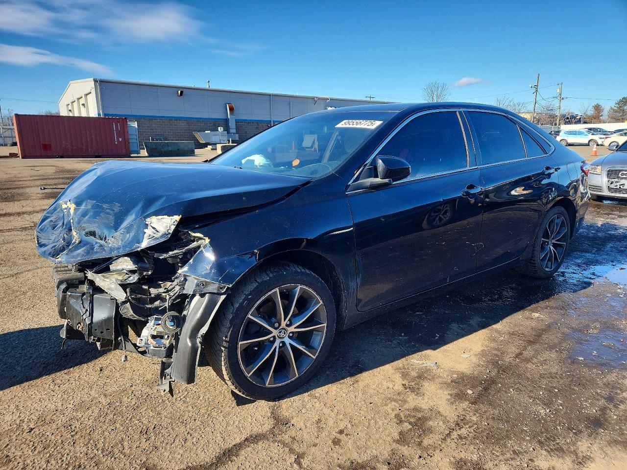 Salvage Toyota Camry Image