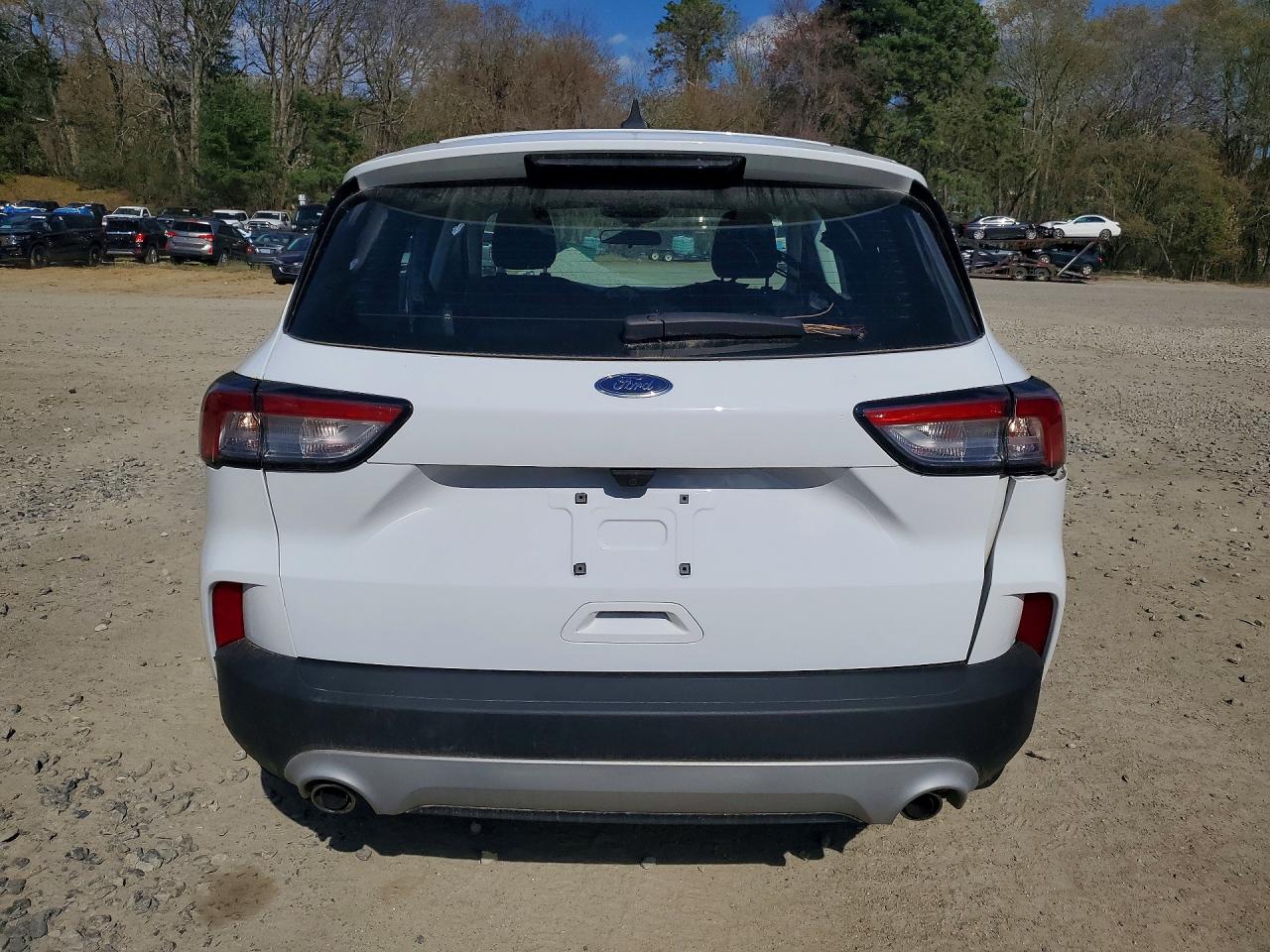 Ford Escape S
