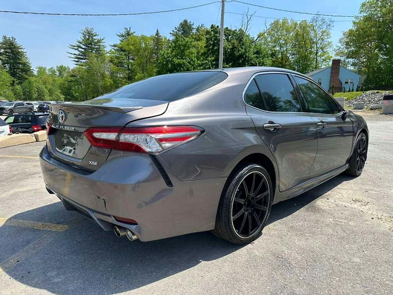 Toyota Camry Xse