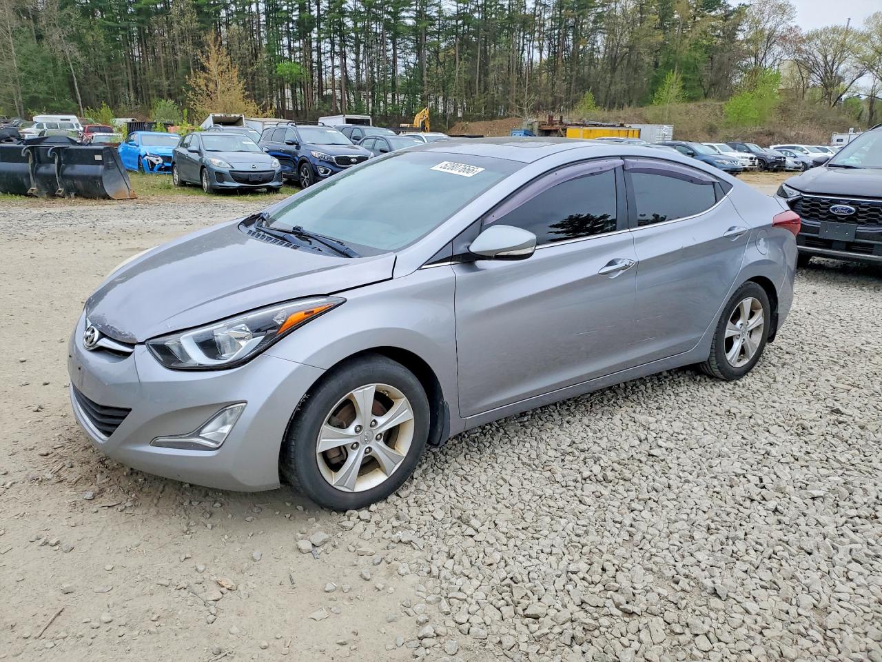 Salvage Hyundai ELANTRA Image
