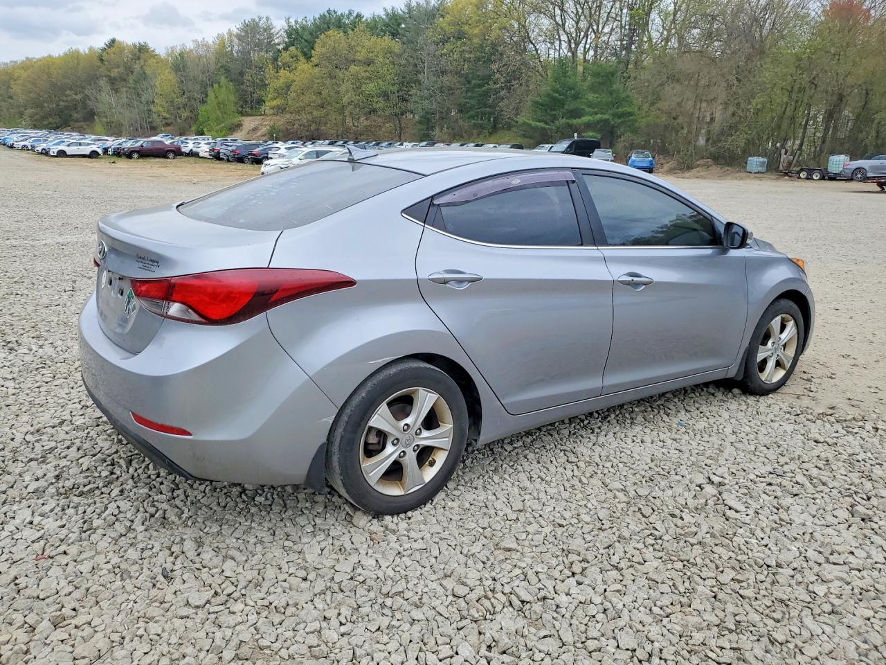 Hyundai ELANTRA Value Edition