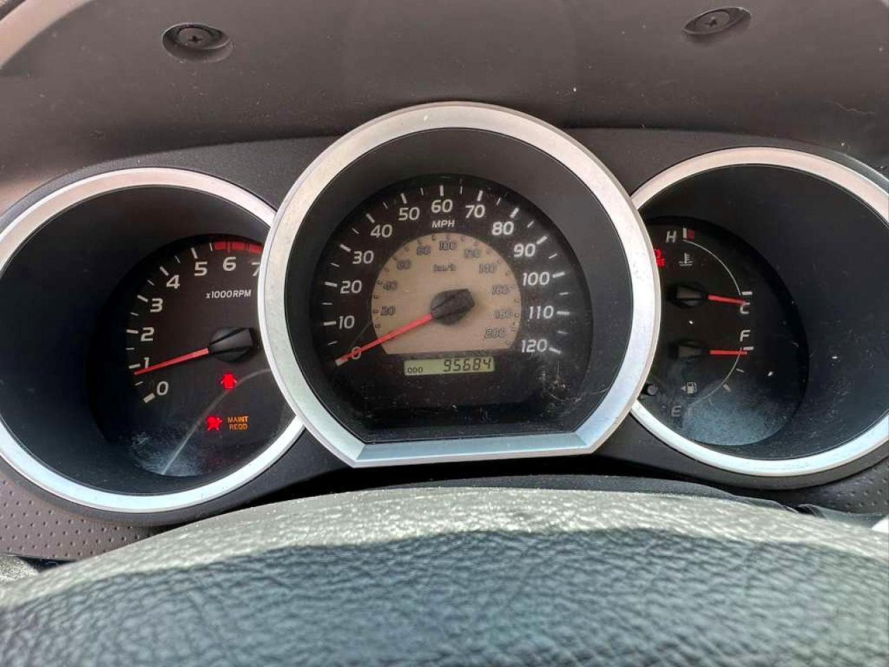 Toyota Tacoma Base
