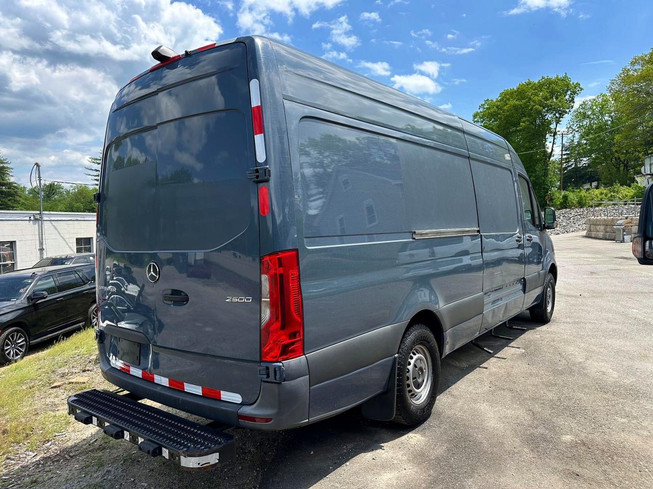 Mercedes-Benz Sprinter 2500