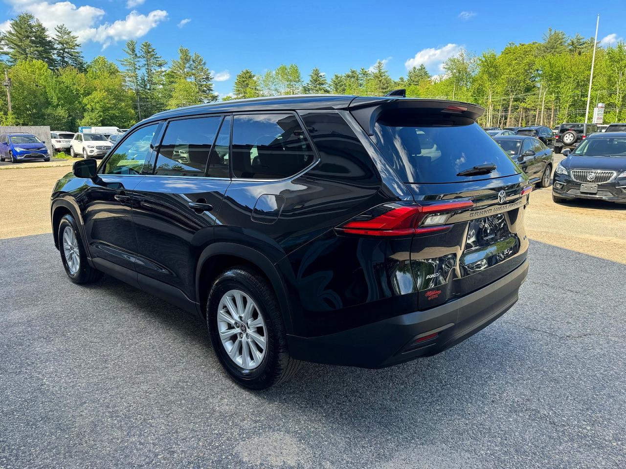 Toyota Grand Highlander Xle