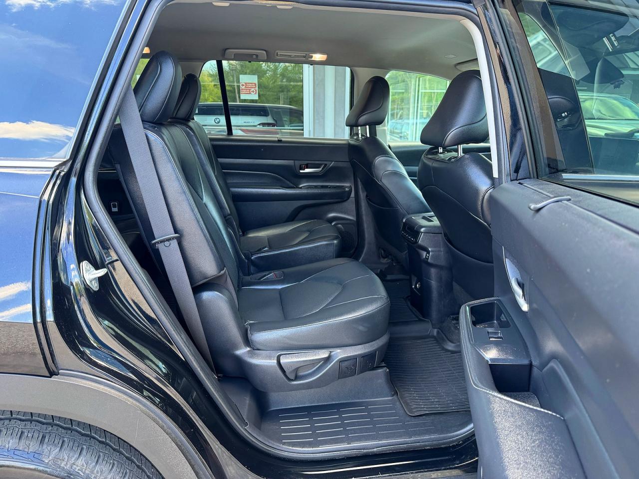 Toyota Grand Highlander Xle