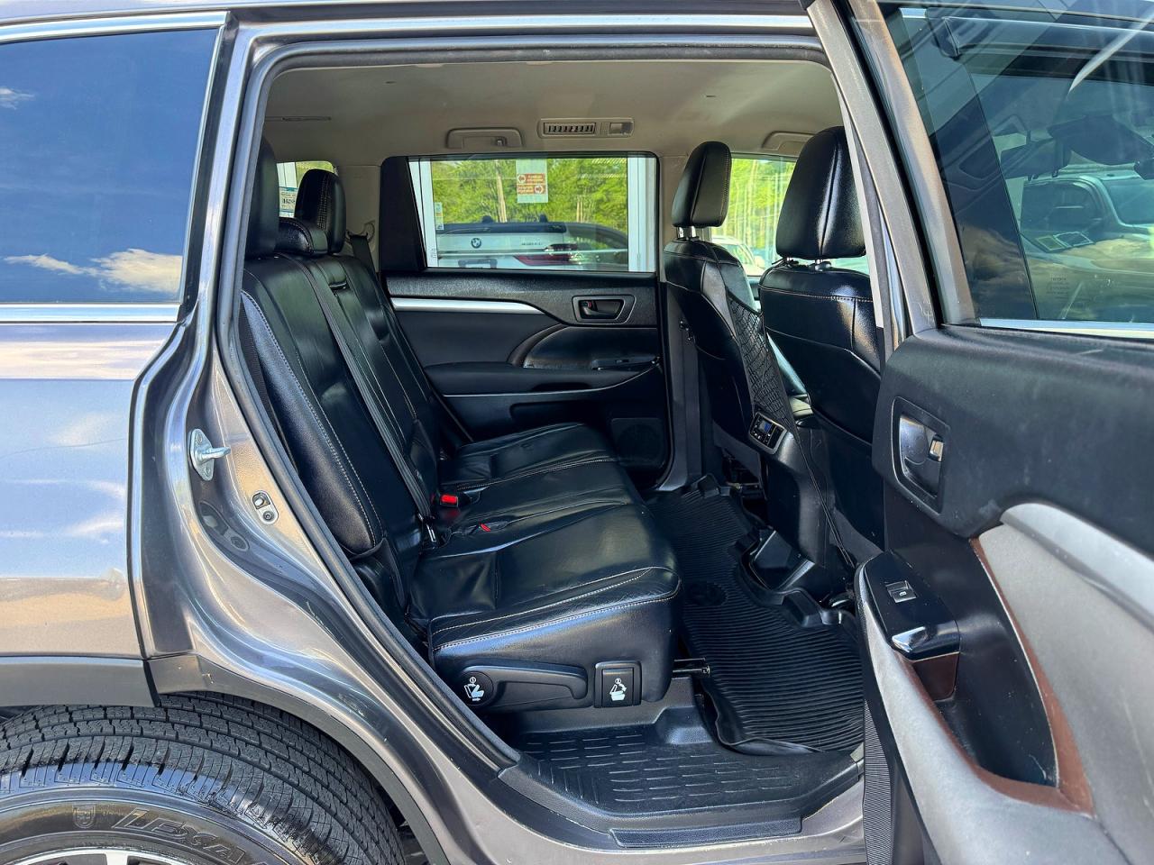 Toyota Highlander Le