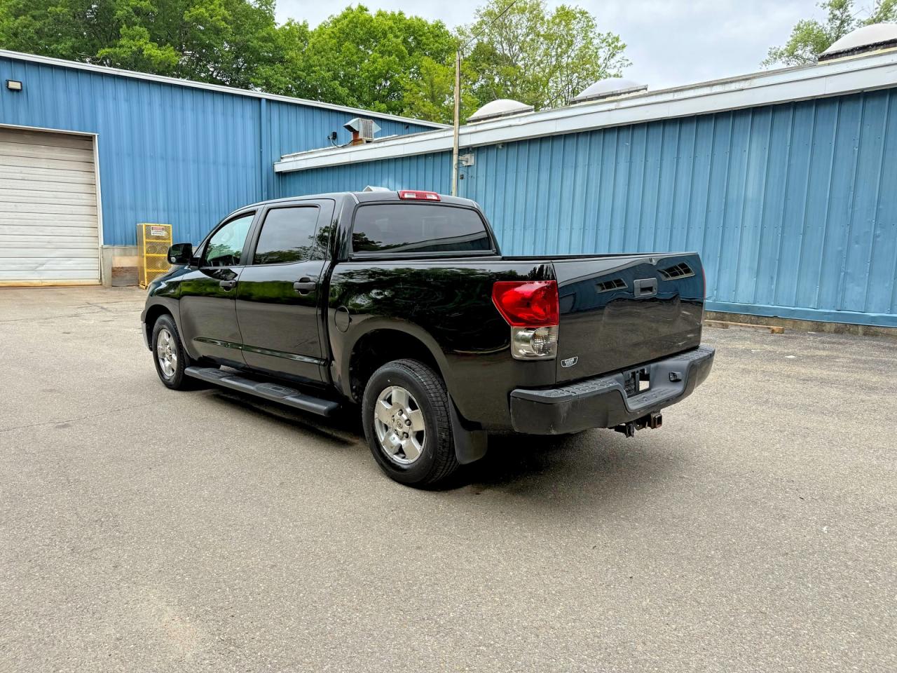 Toyota Tundra Crewmax Sr5