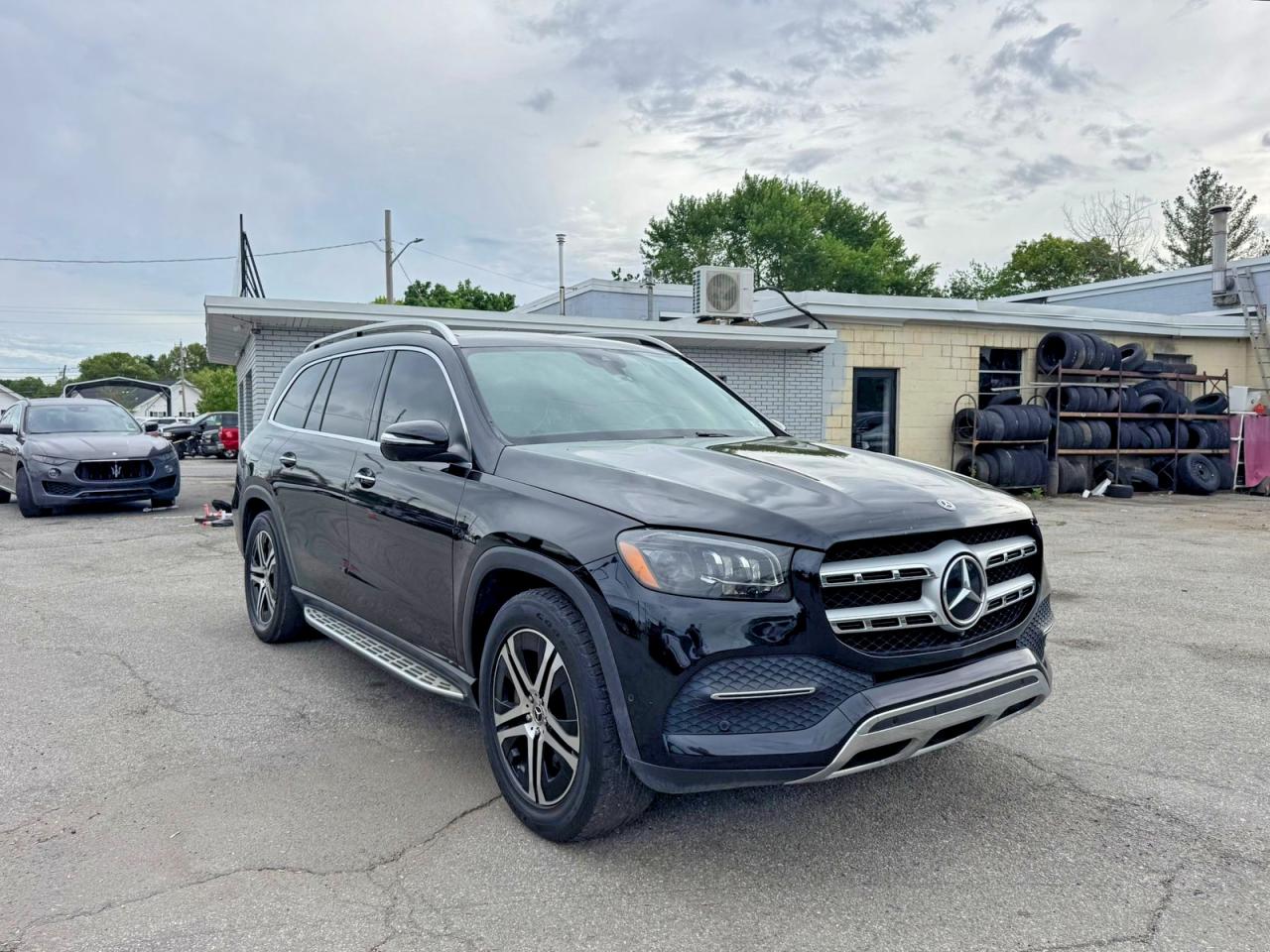 Salvage Mercedes-Benz Gls-class Image