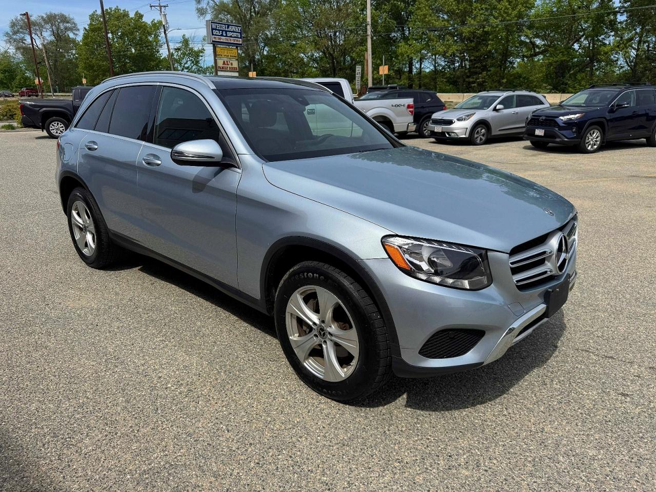 Salvage Mercedes-Benz GLC Image