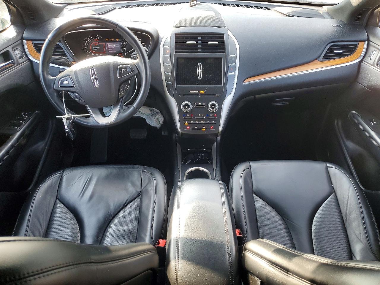 Lincoln MKC Select