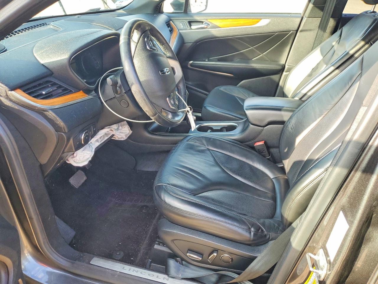 Lincoln MKC Select