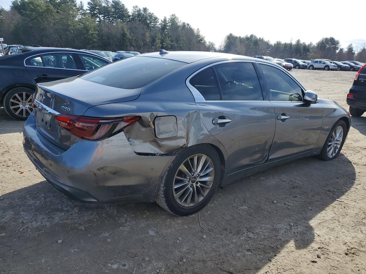 INFINITI Q50 3.0t L 3.0t Luxe