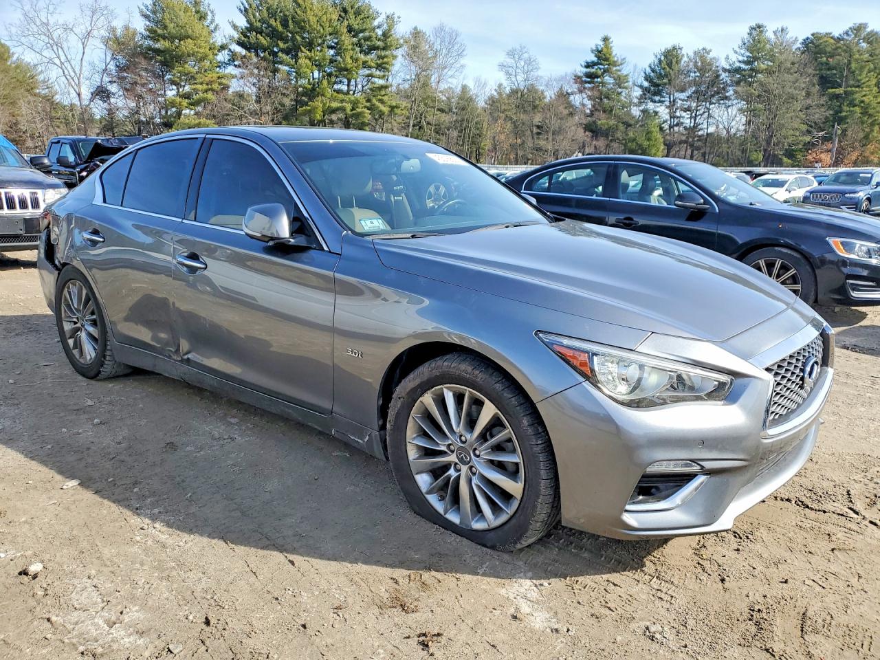 INFINITI Q50 3.0t L 3.0t Luxe