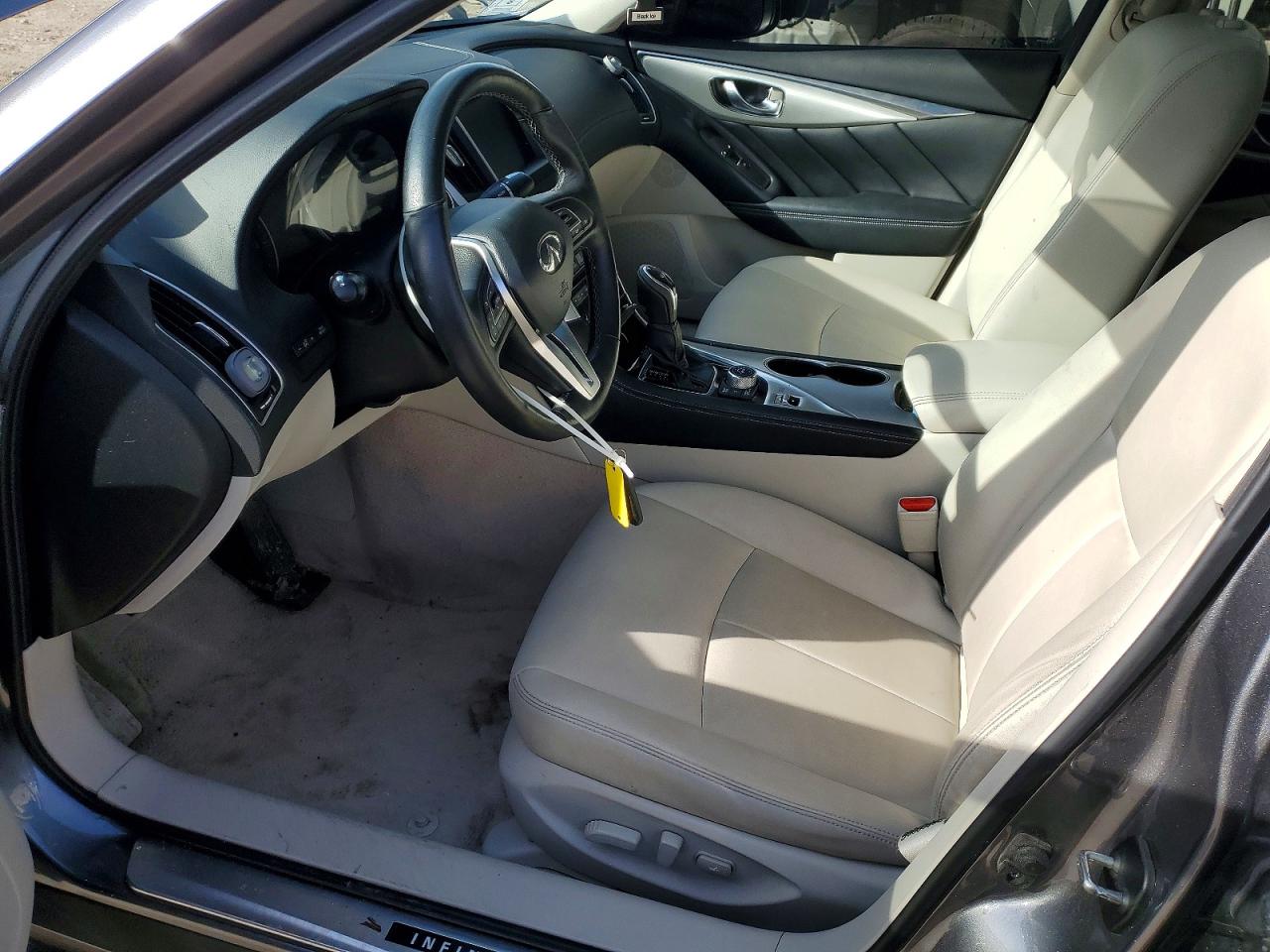 INFINITI Q50 3.0t L 3.0t Luxe