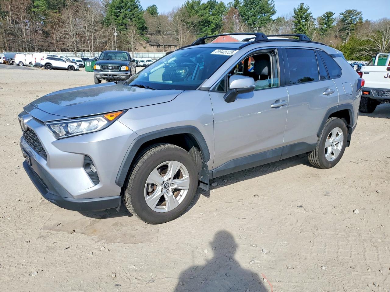 Salvage Toyota RAV4 Image