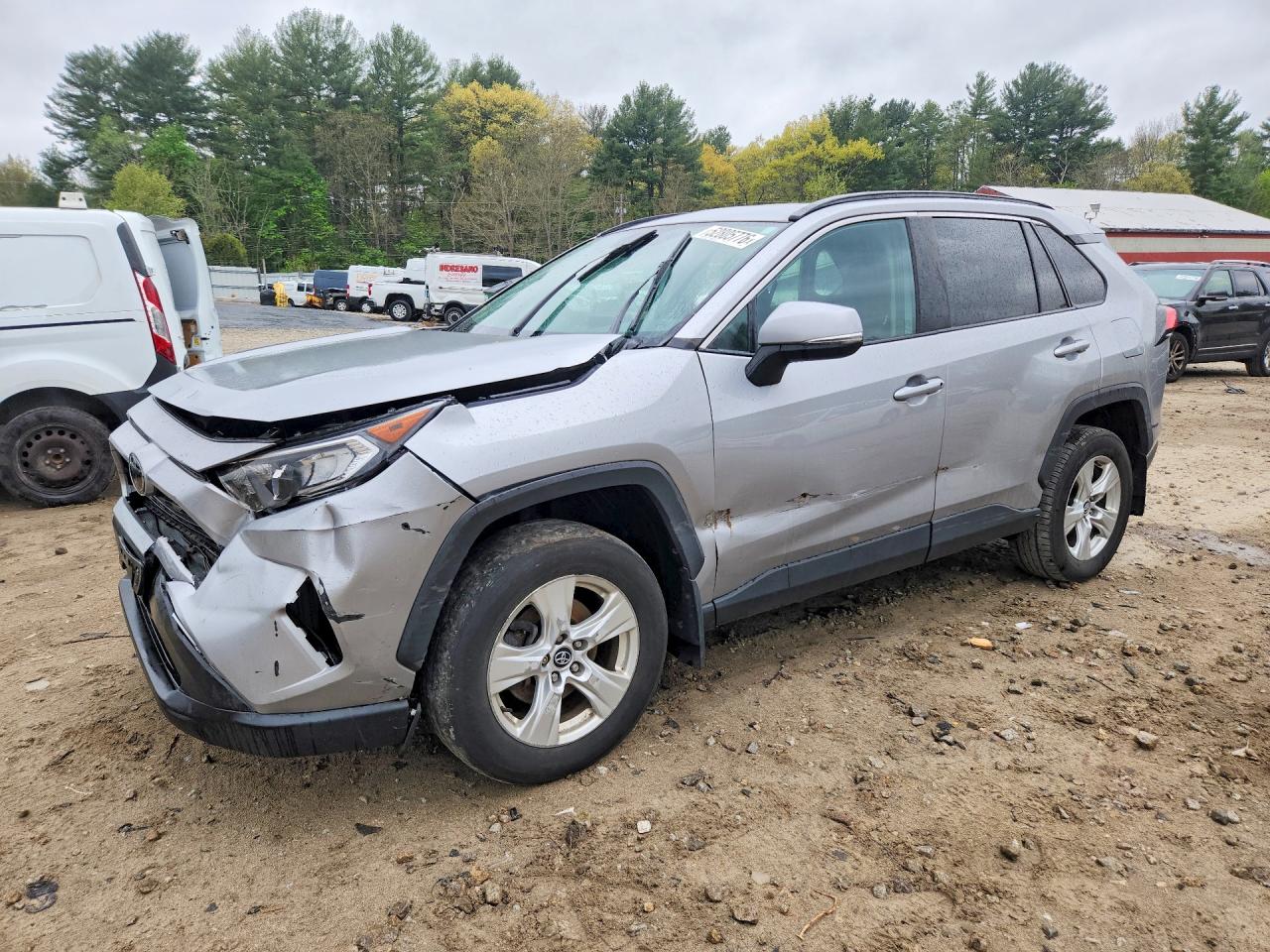 Salvage Toyota RAV4 Image