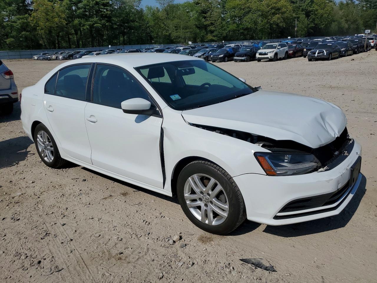 Volkswagen Jetta S