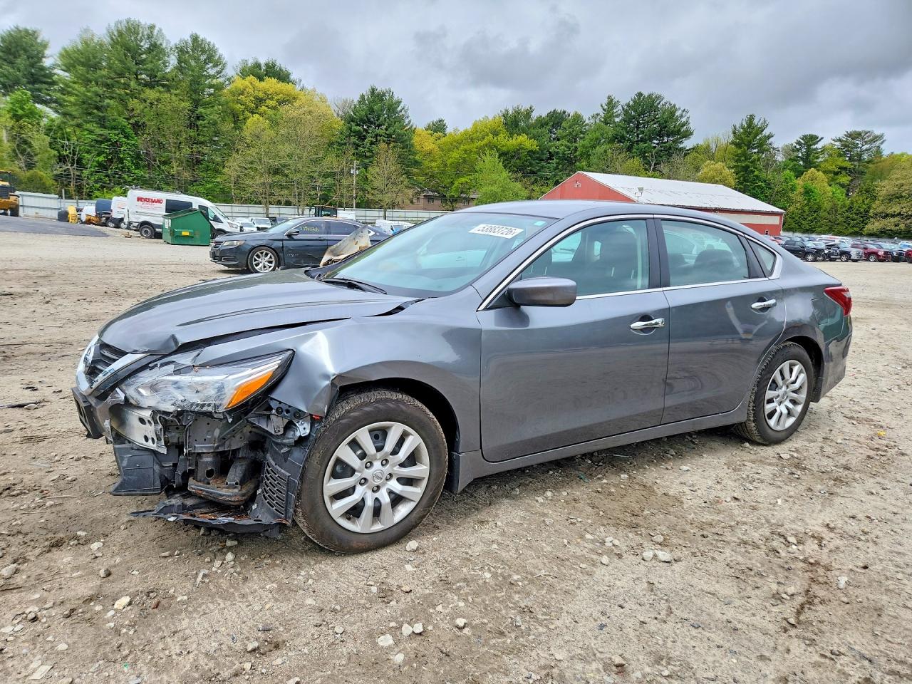 Salvage Nissan Altima Image