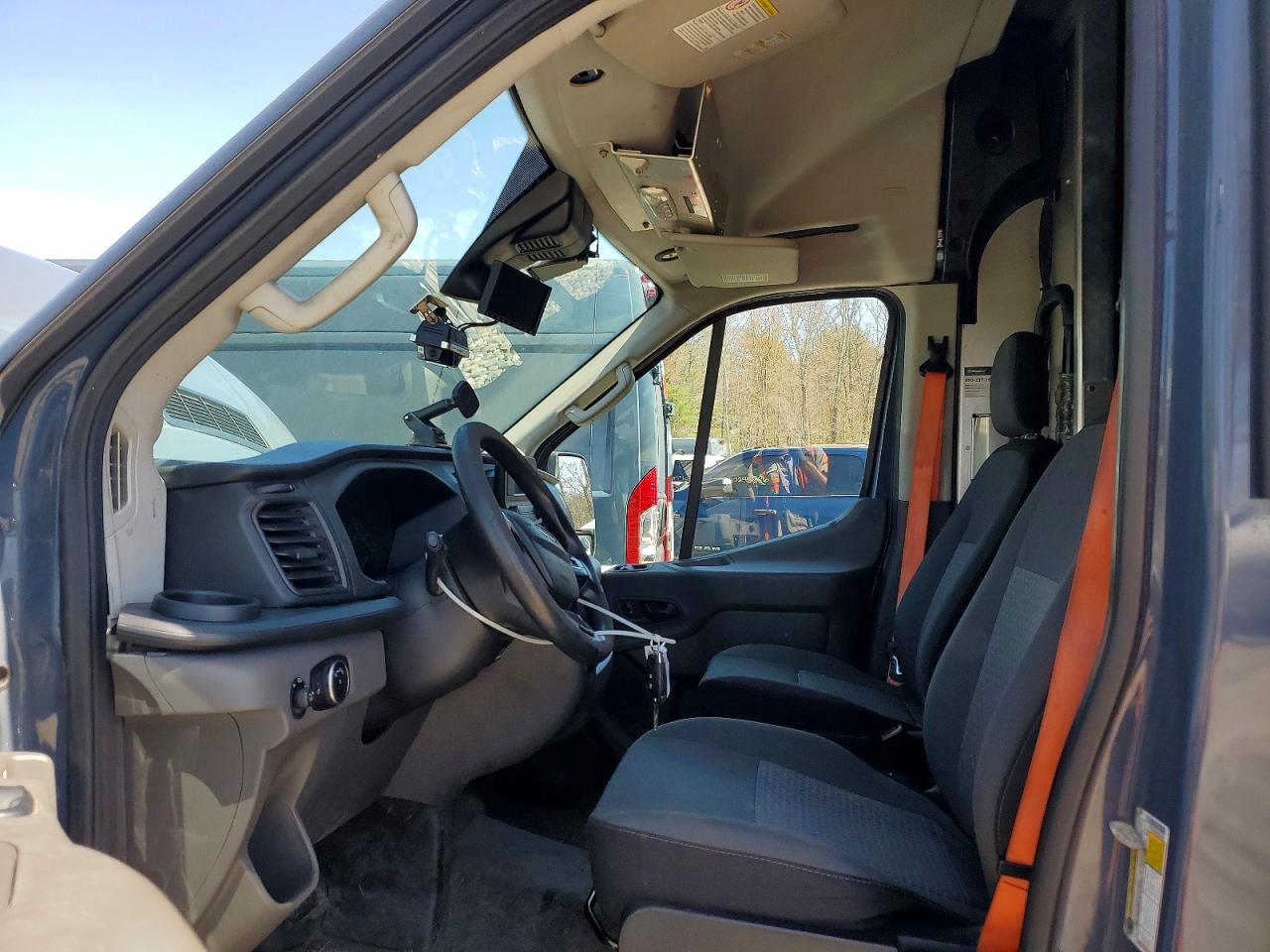 Ford Transit T-250